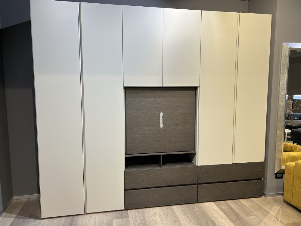 Armadio Outlet 86