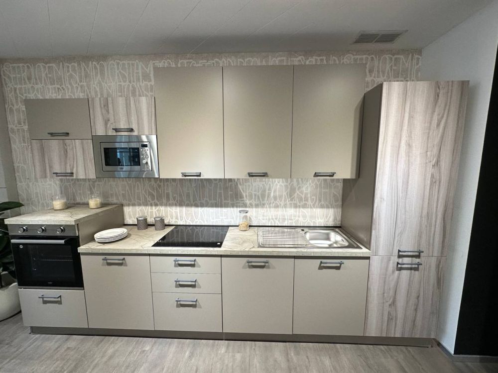 Arredamento di qualità in Trentino e Veneto: design italiano, prezzi outlet, consegna rapida.